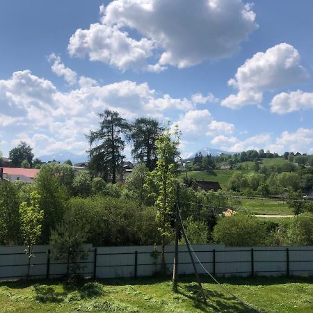 У Ані Laseschtschyna Exterior foto