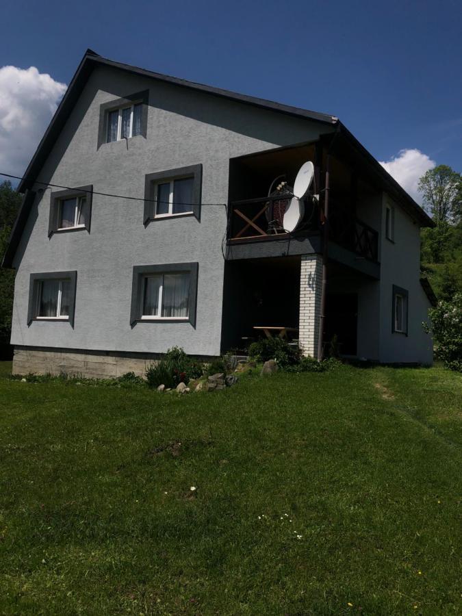 У Ані Laseschtschyna Exterior foto